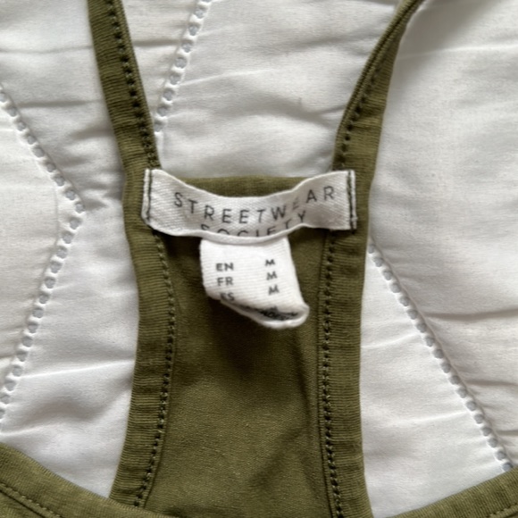 Green crop top - Picture 3 of 3